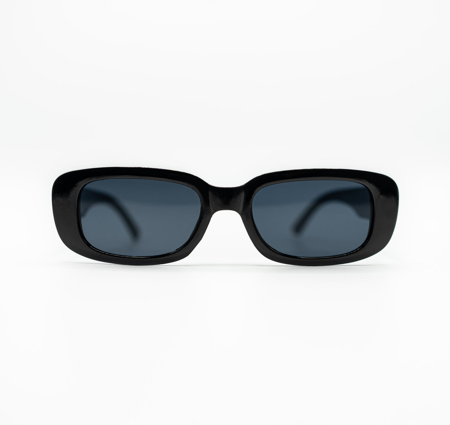 front image of sonder sunglasses in black